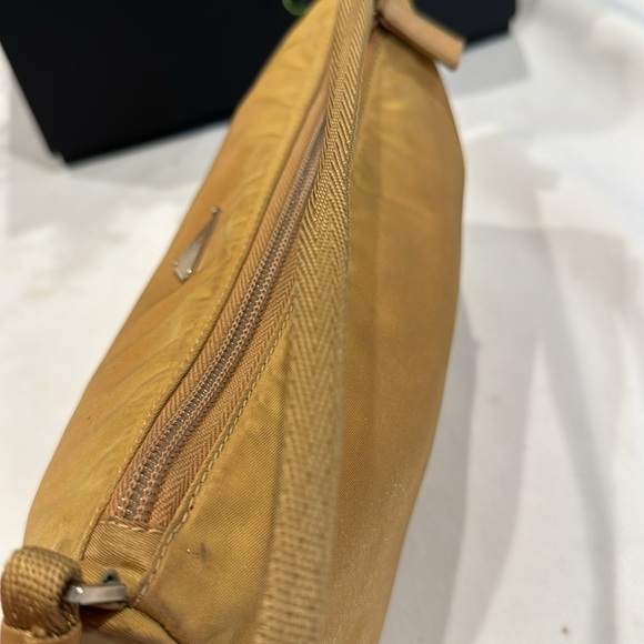 Authentic Prada mini shoulder bag - Picture 8 of 13